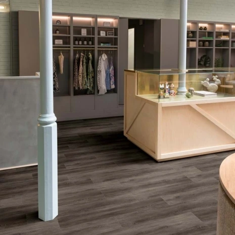 Amtico-Form-Burnished-Timber-465x465_c